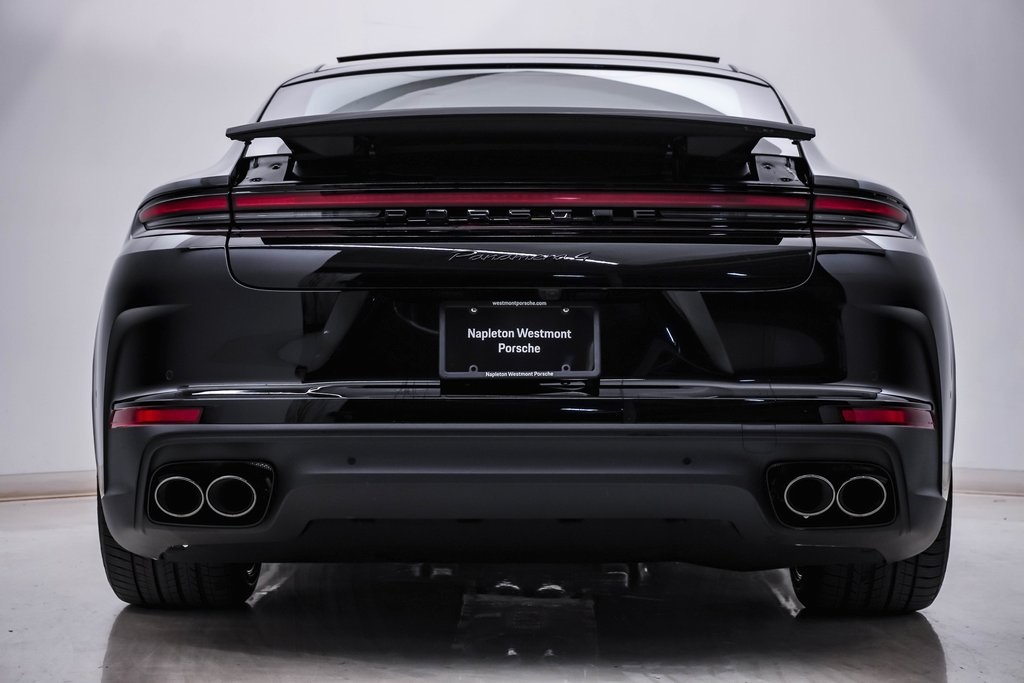 2025 Porsche Panamera 4 8