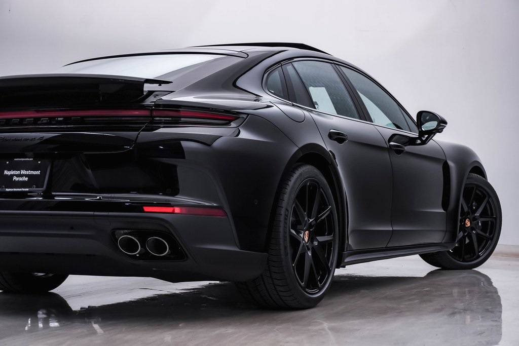 2025 Porsche Panamera 4 10