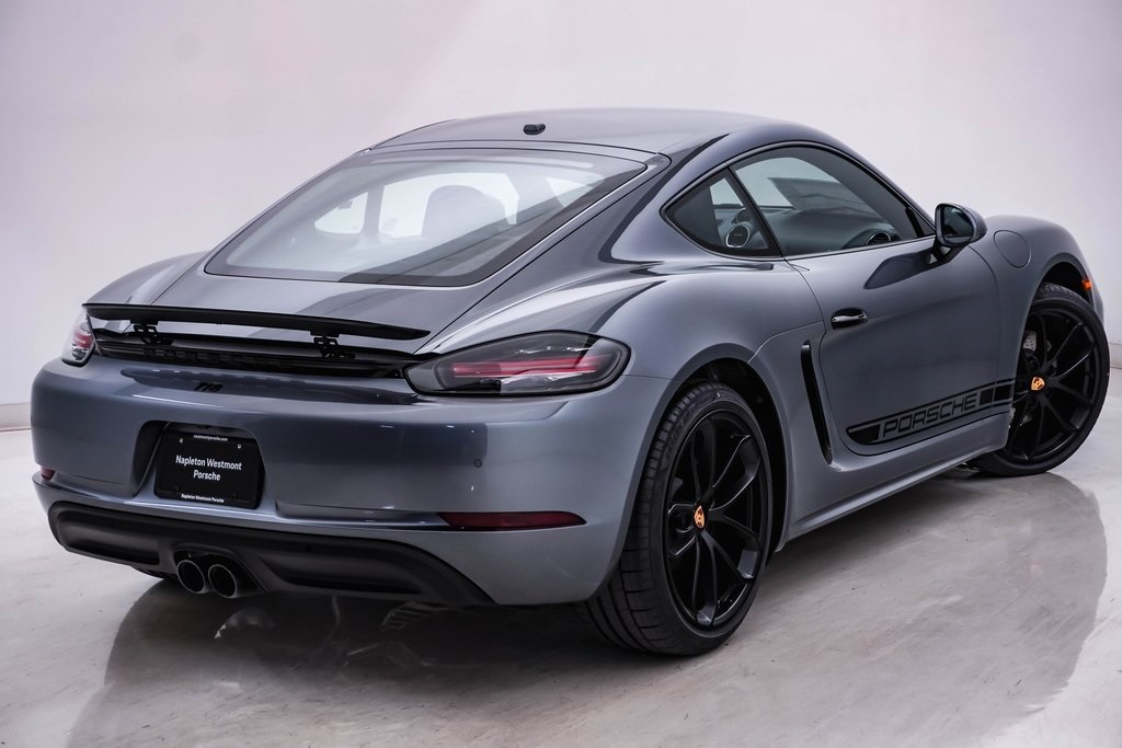 2025 Porsche 718 Cayman  11