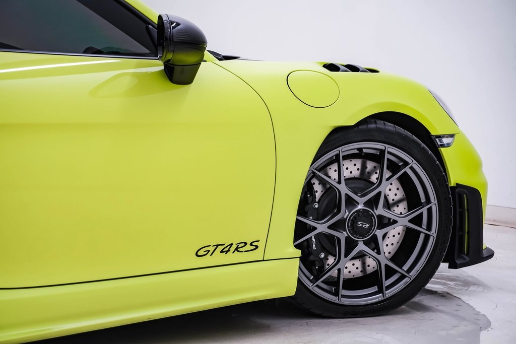 2024 Porsche 718 Cayman GT4 RS 20