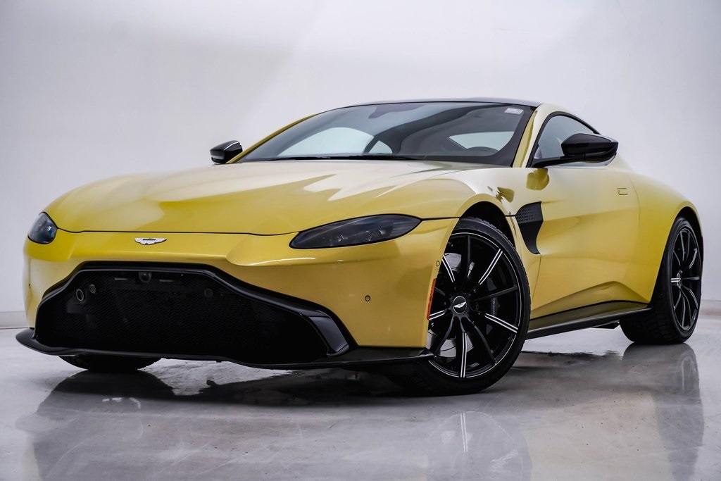 2020 Aston Martin Vantage Base 1