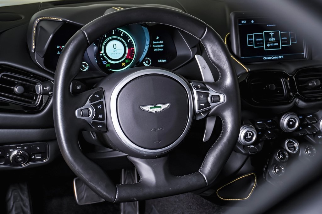 2020 Aston Martin Vantage Base 22