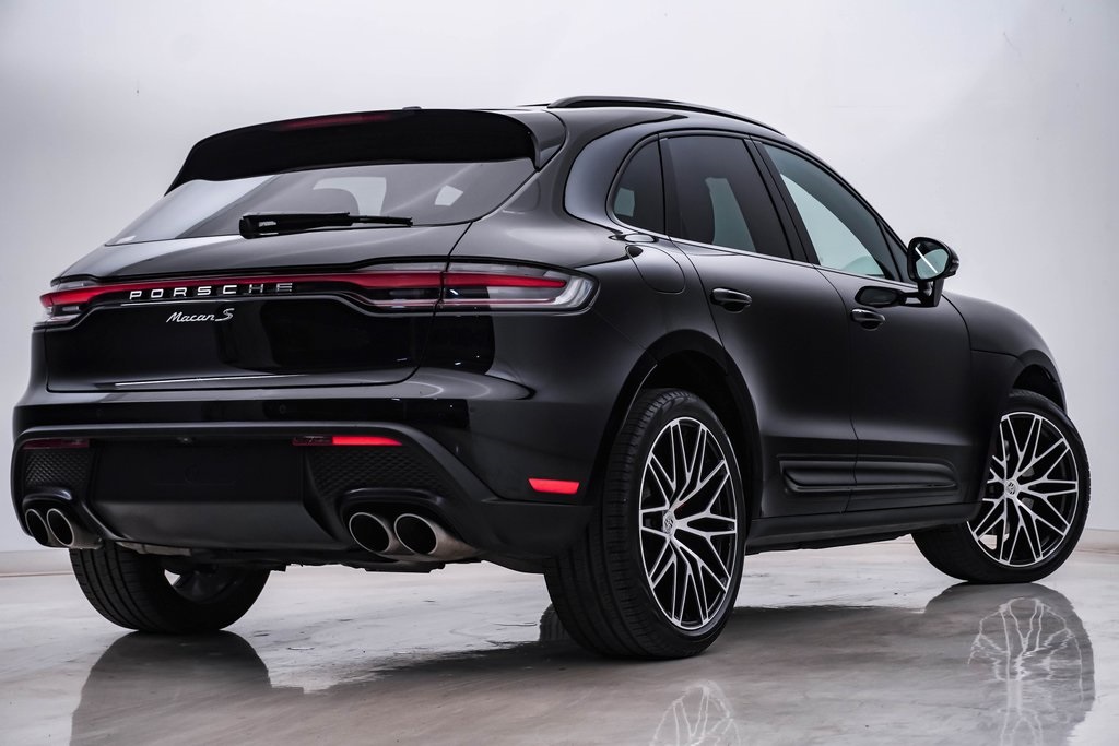 2022 Porsche Macan S 9