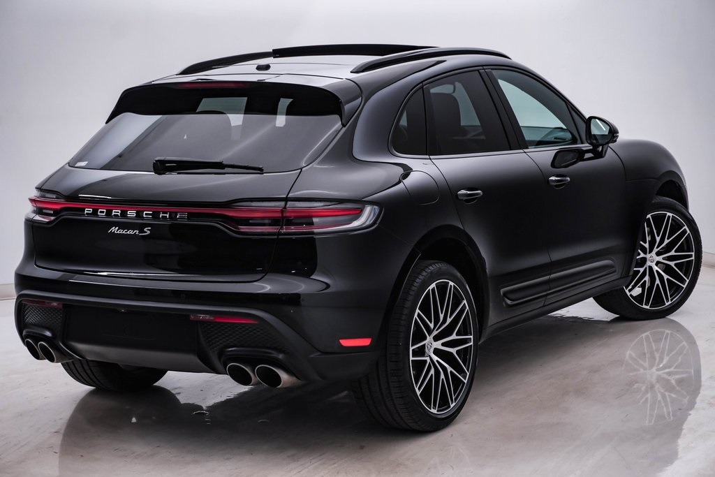 2022 Porsche Macan S 11