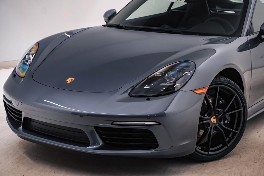 2025 Porsche 718 Cayman  4