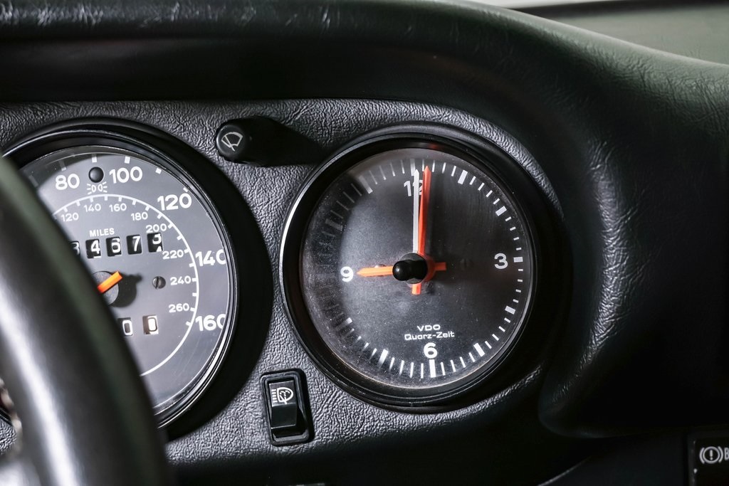 1986 Porsche 911 Carrera 32