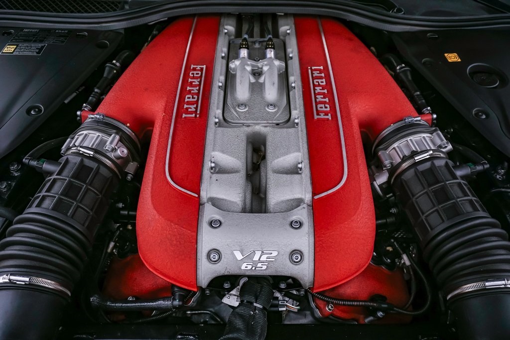 2019 Ferrari 812 Superfast Base 55