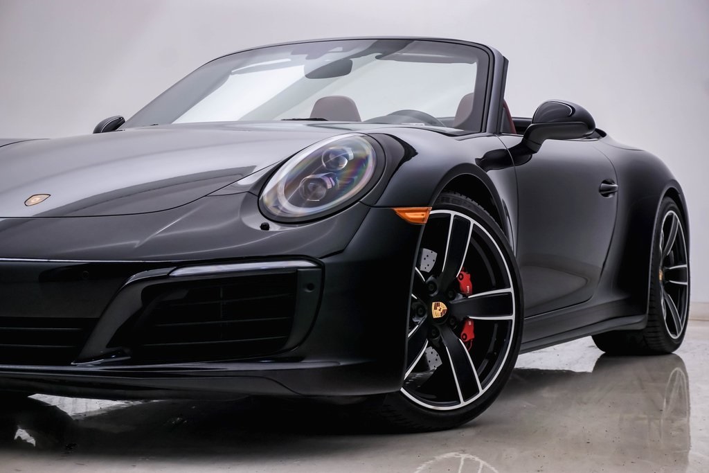 2017 Porsche 911 Carrera 4S 2