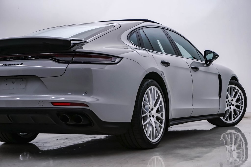 2022 Porsche Panamera 4 10