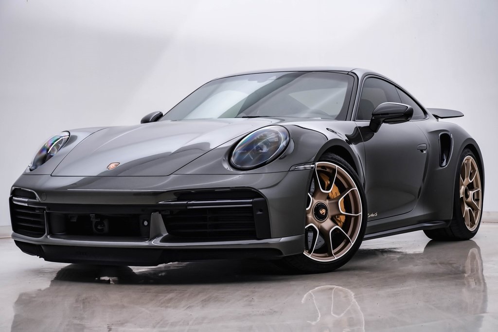 2022 Porsche 911 Turbo S 1