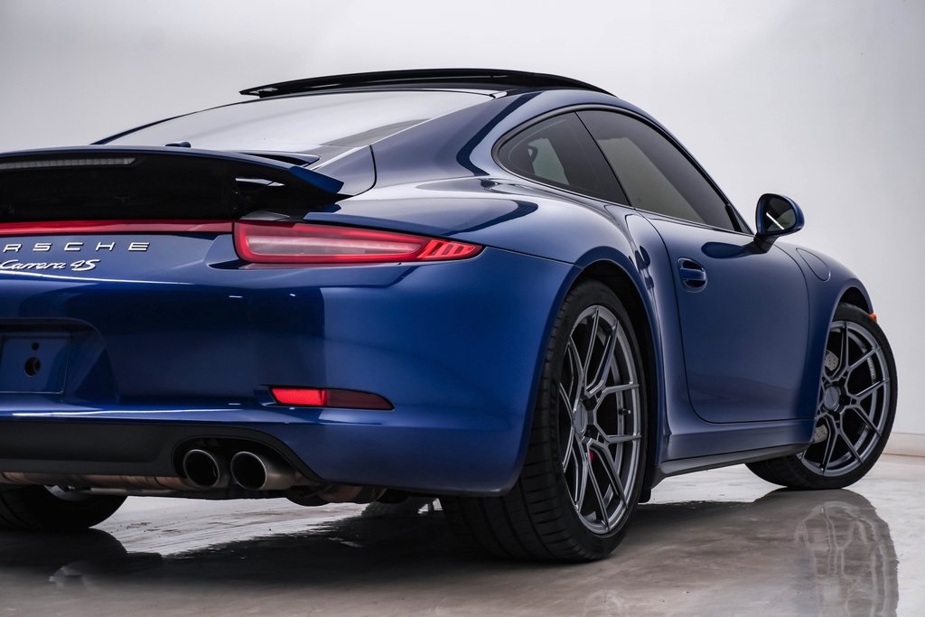 2013 Porsche 911 Carrera 4S 11