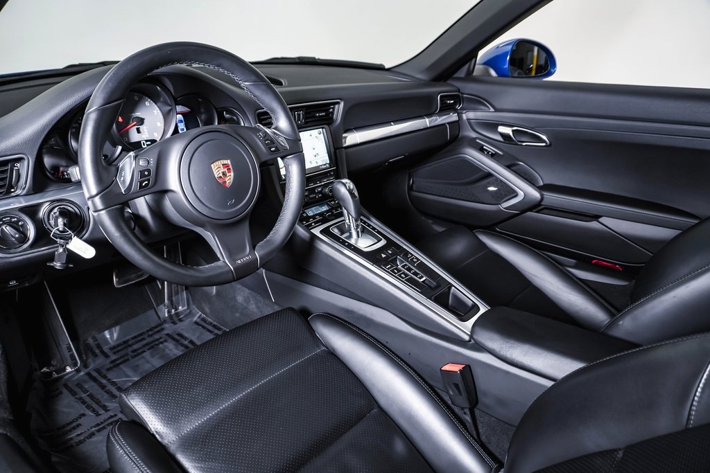 2013 Porsche 911 Carrera 4S 21