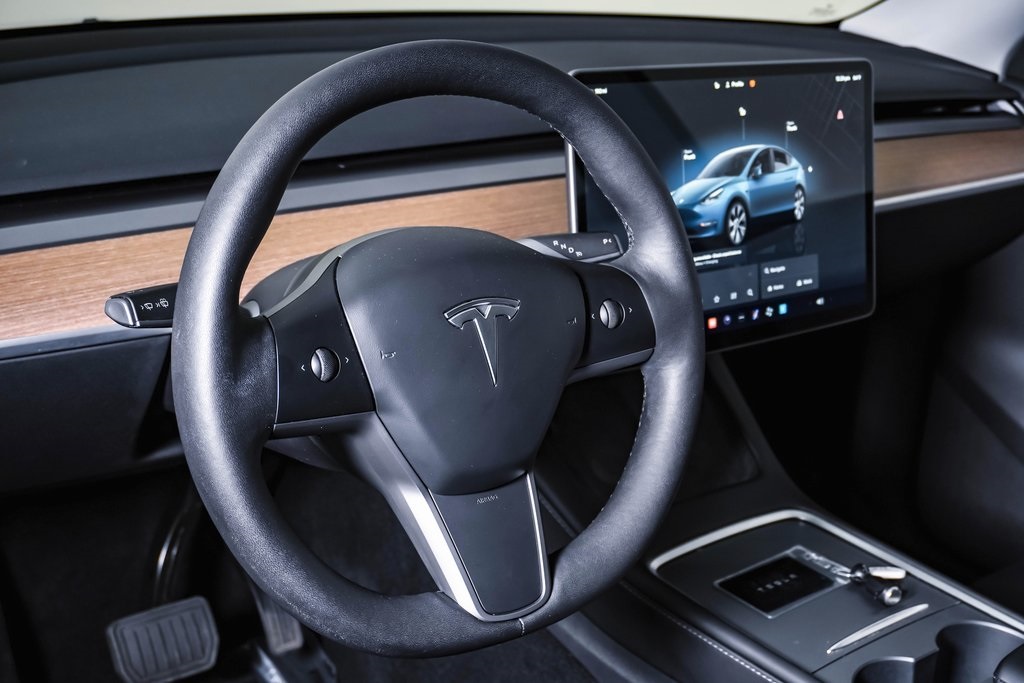 2023 Tesla Model Y Long Range 19