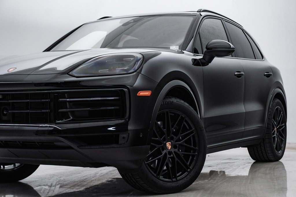 2024 Porsche Cayenne  2