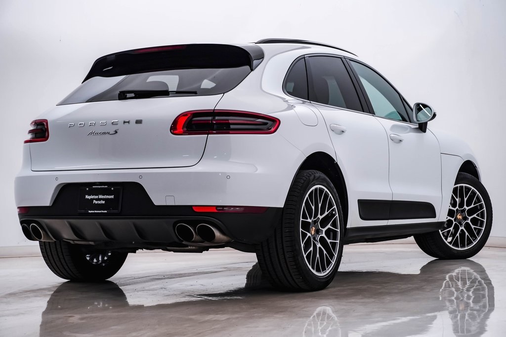 2016 Porsche Macan S 9