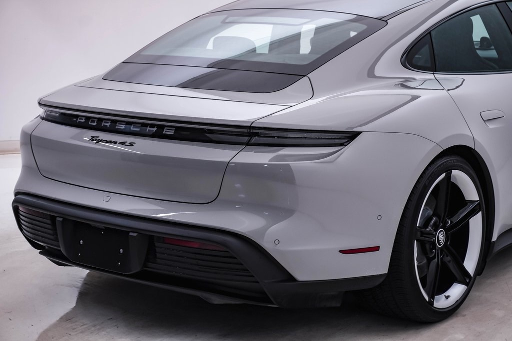 2023 Porsche Taycan 4S 12