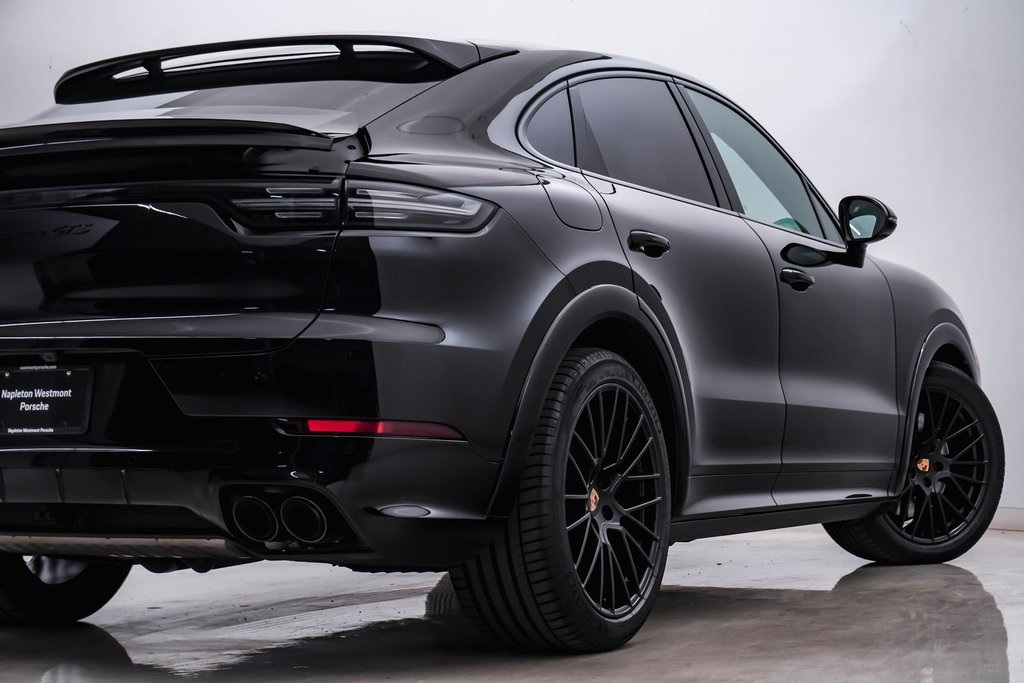 2021 Porsche Cayenne Coupe GTS 10