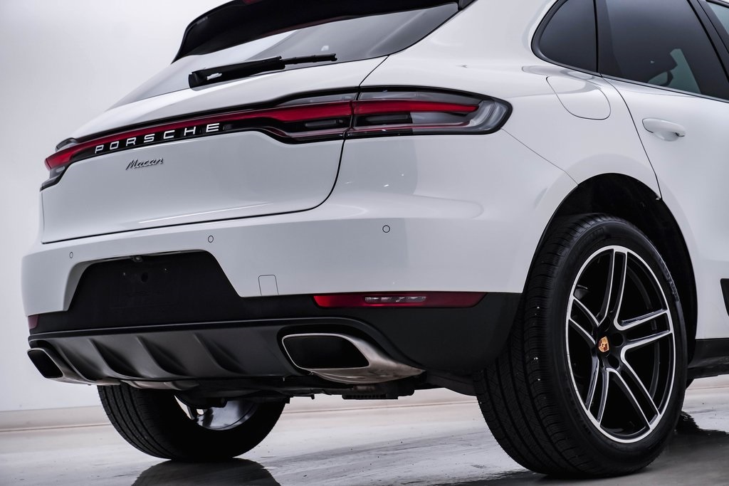 2021 Porsche Macan  12