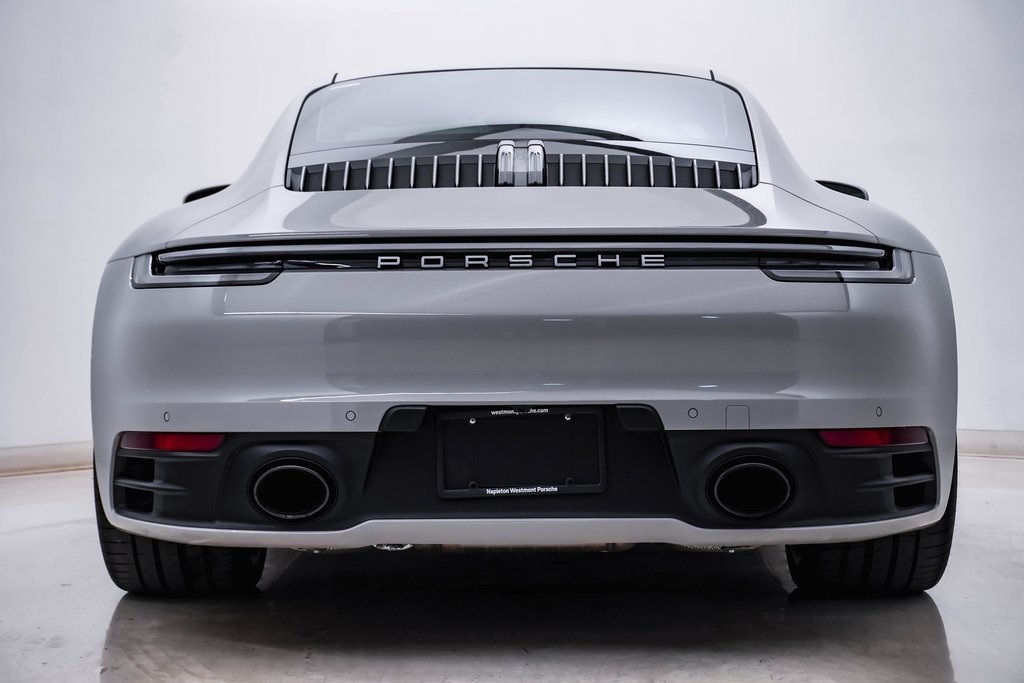 2024 Porsche 911 Carrera 4S 8