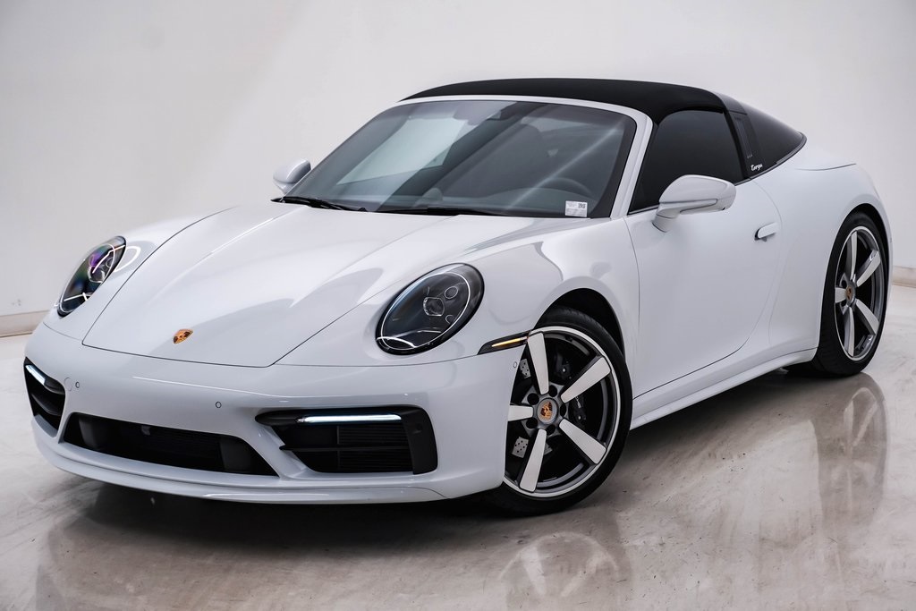 2022 Porsche 911 Targa 4 8