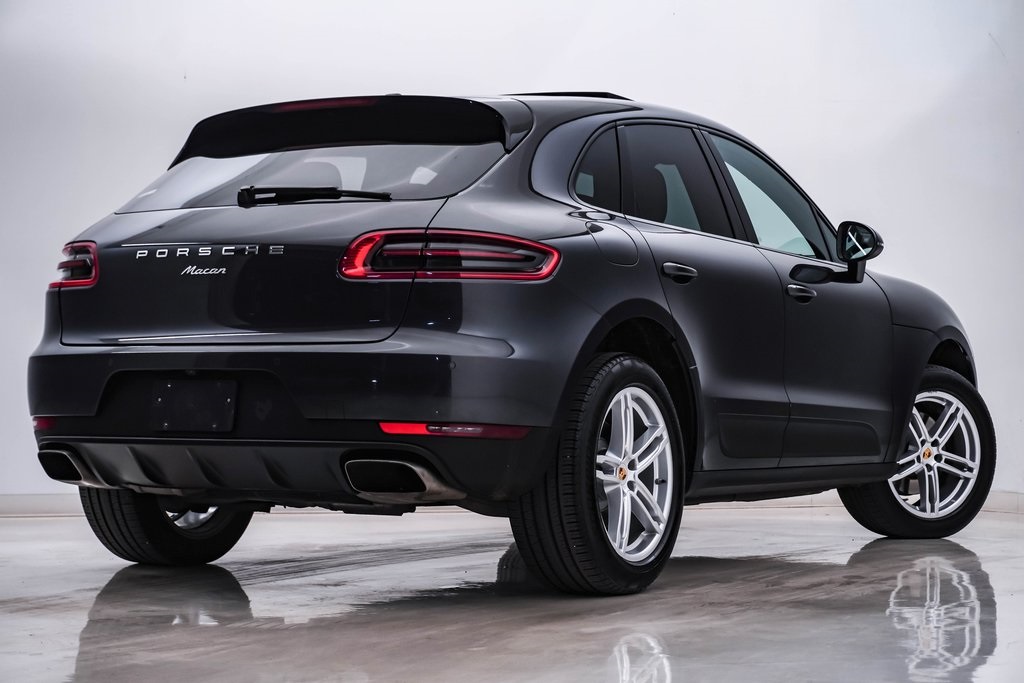 2018 Porsche Macan  9