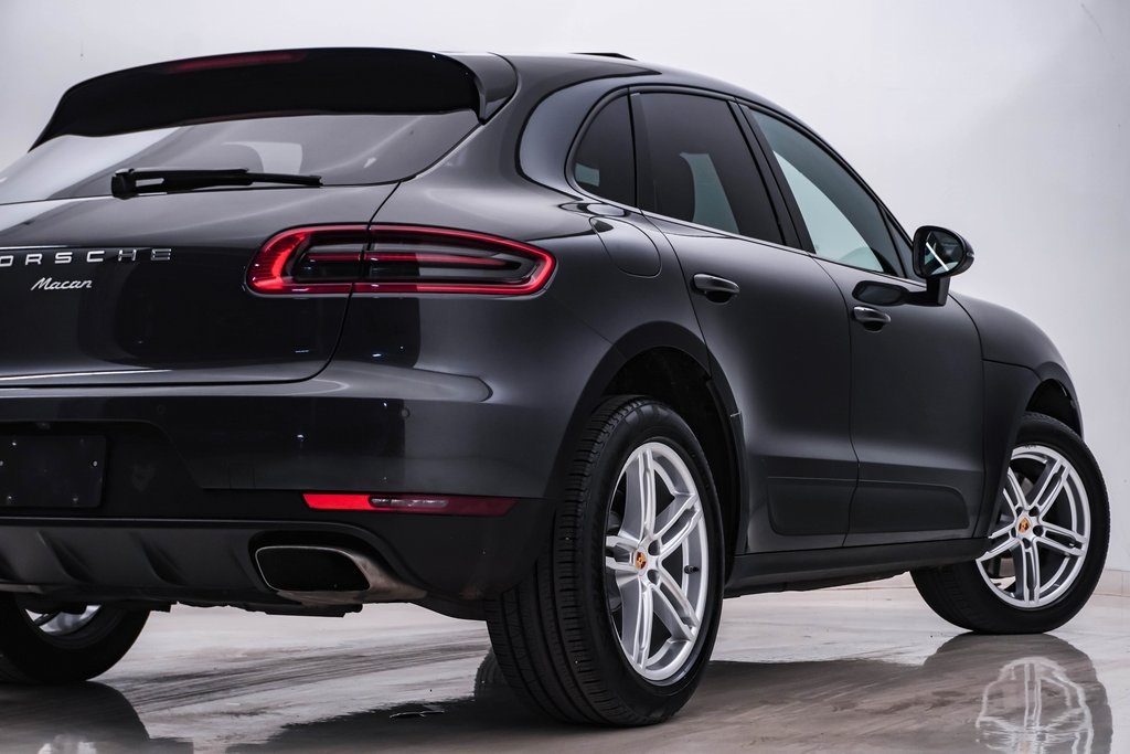 2018 Porsche Macan  10