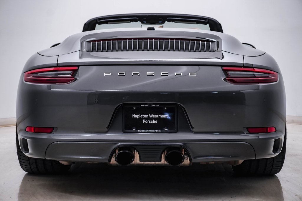 2019 Porsche 911 Carrera S 10