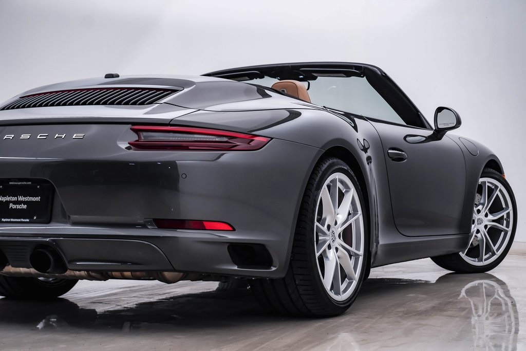 2019 Porsche 911 Carrera S 12