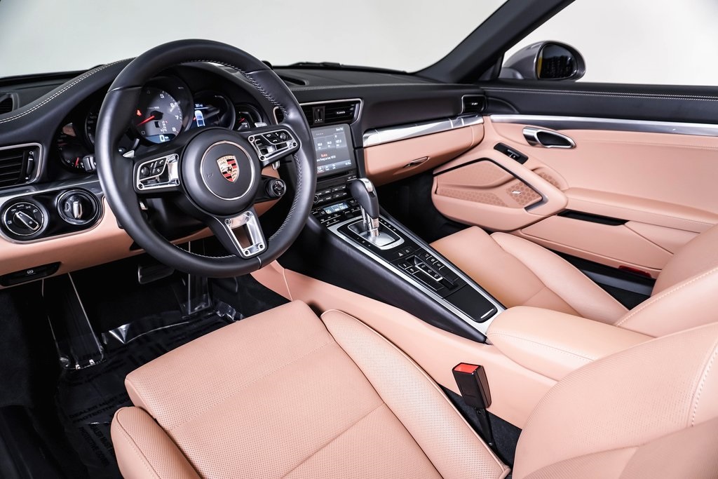 2019 Porsche 911 Carrera S 22