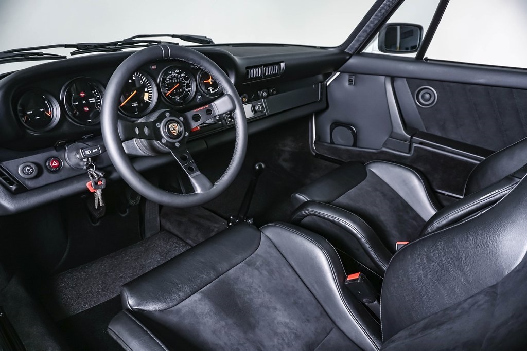 1983 Porsche 911 SC 31