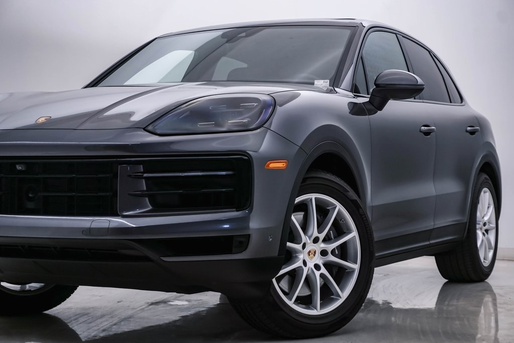 2024 Porsche Cayenne  2