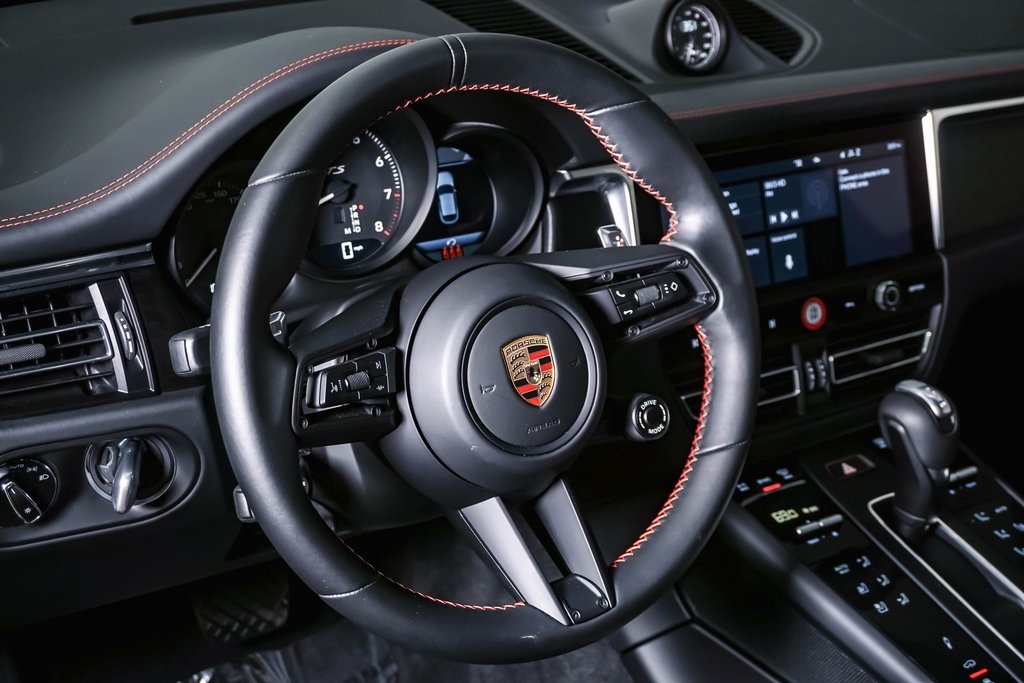 2023 Porsche Macan GTS 21