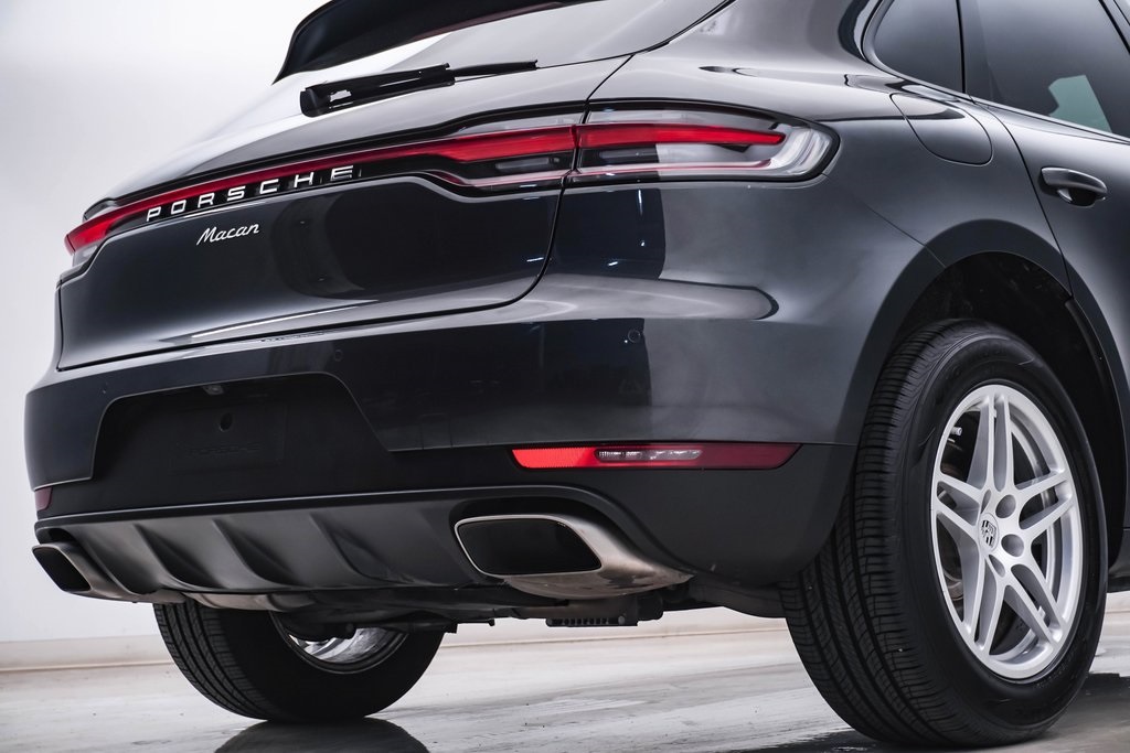 2021 Porsche Macan  12