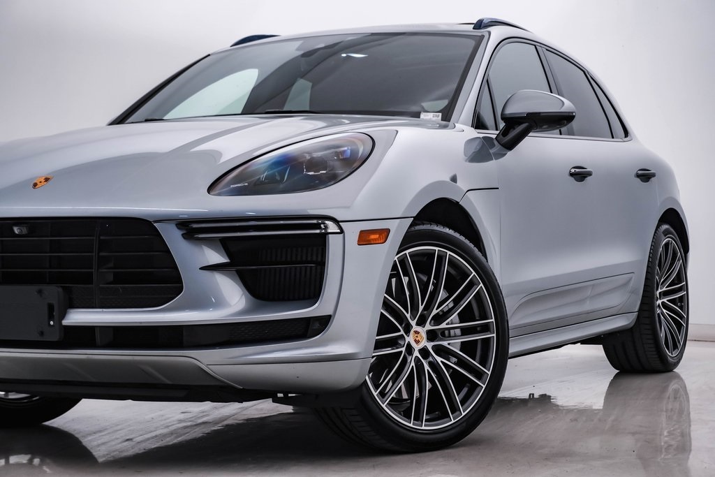 2021 Porsche Macan Turbo 2