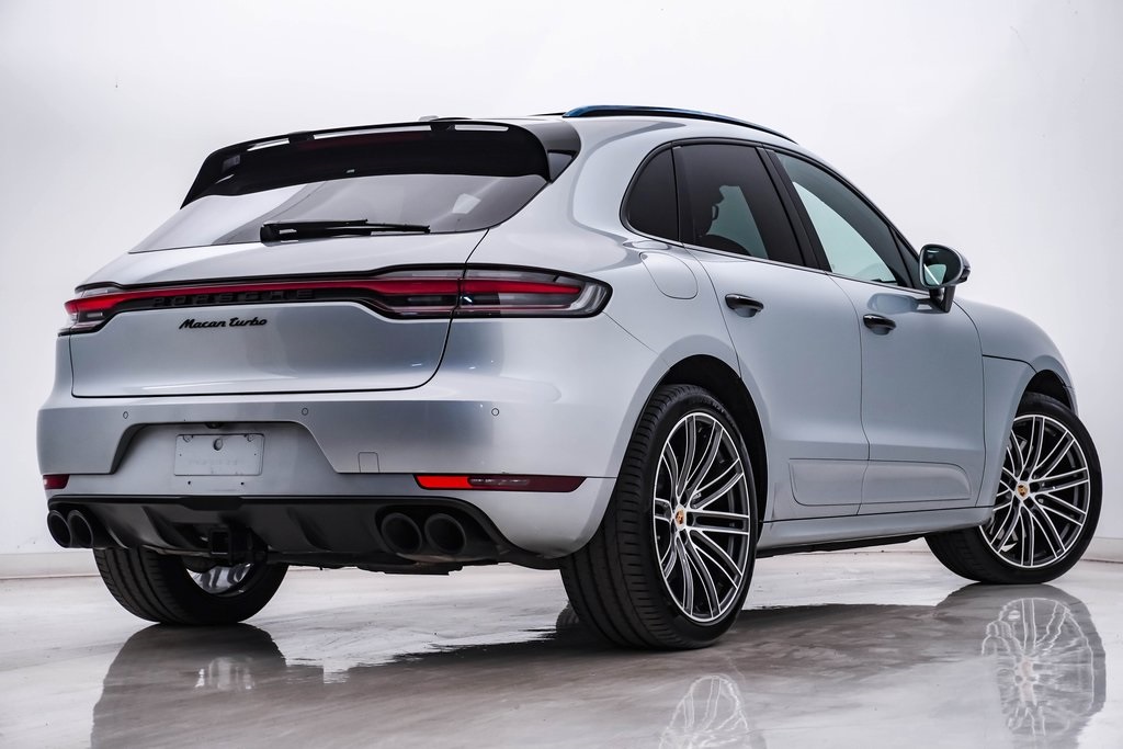 2021 Porsche Macan Turbo 9