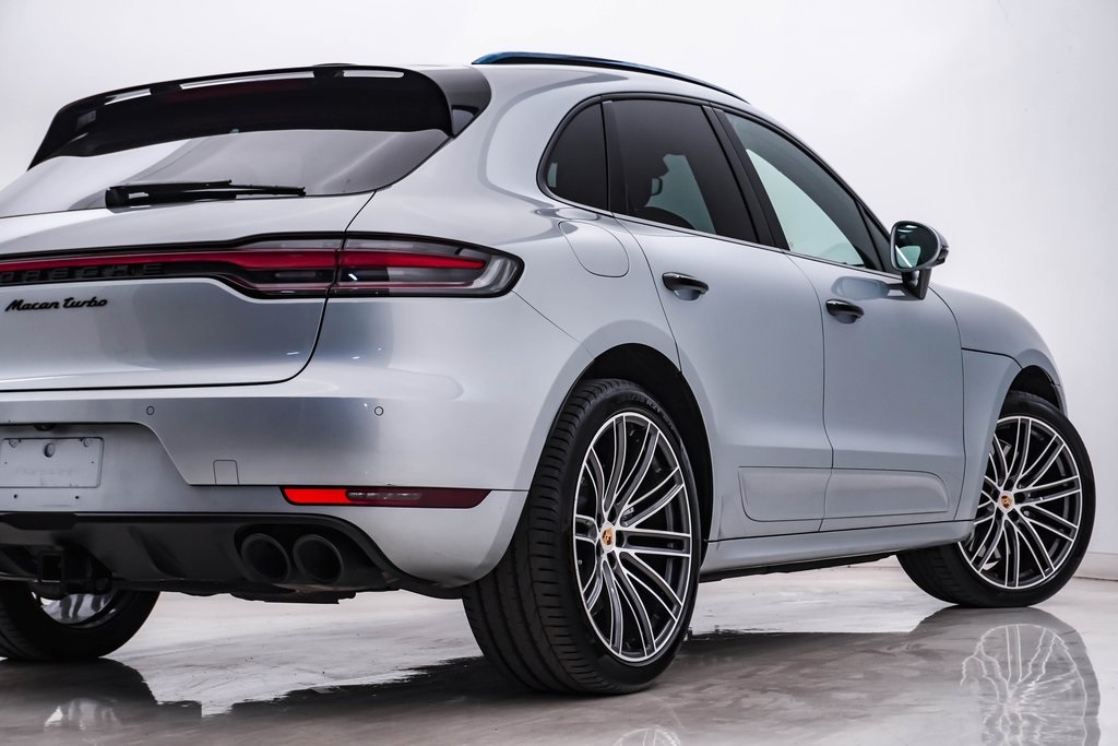 2021 Porsche Macan Turbo 10