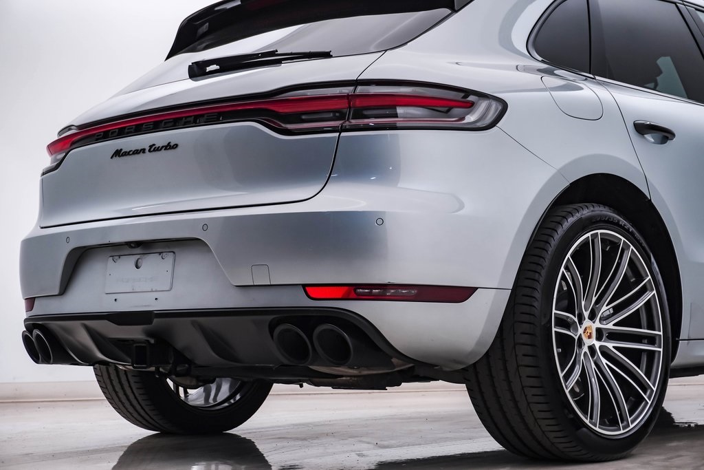 2021 Porsche Macan Turbo 12