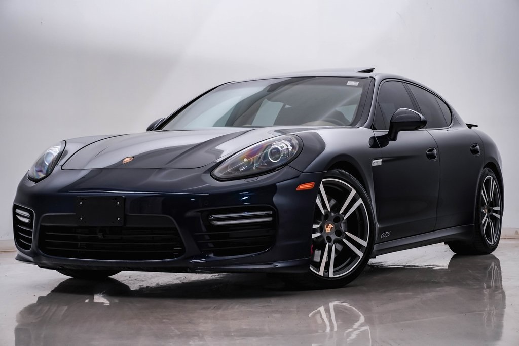 2015 Porsche Panamera GTS 1