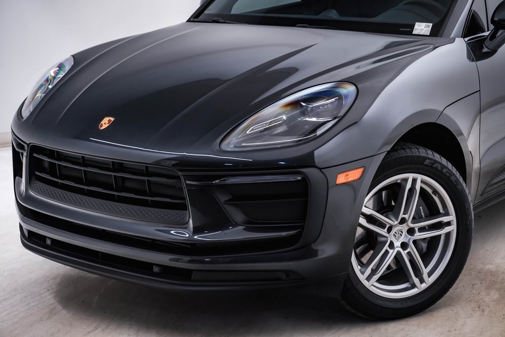 2022 Porsche Macan  4