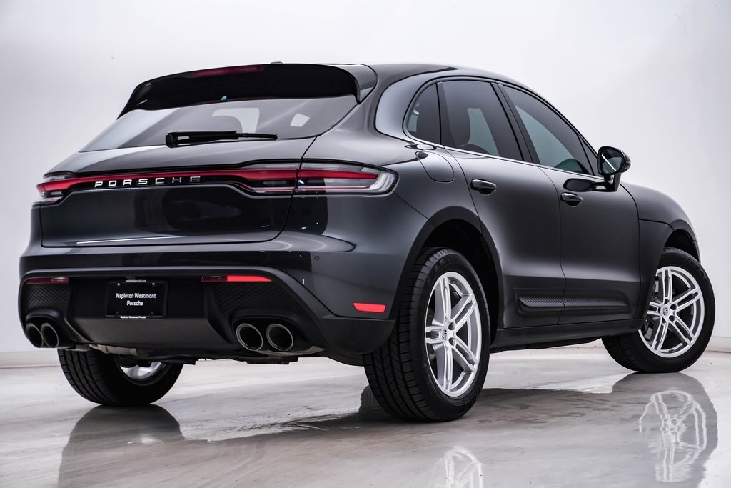 2022 Porsche Macan  9