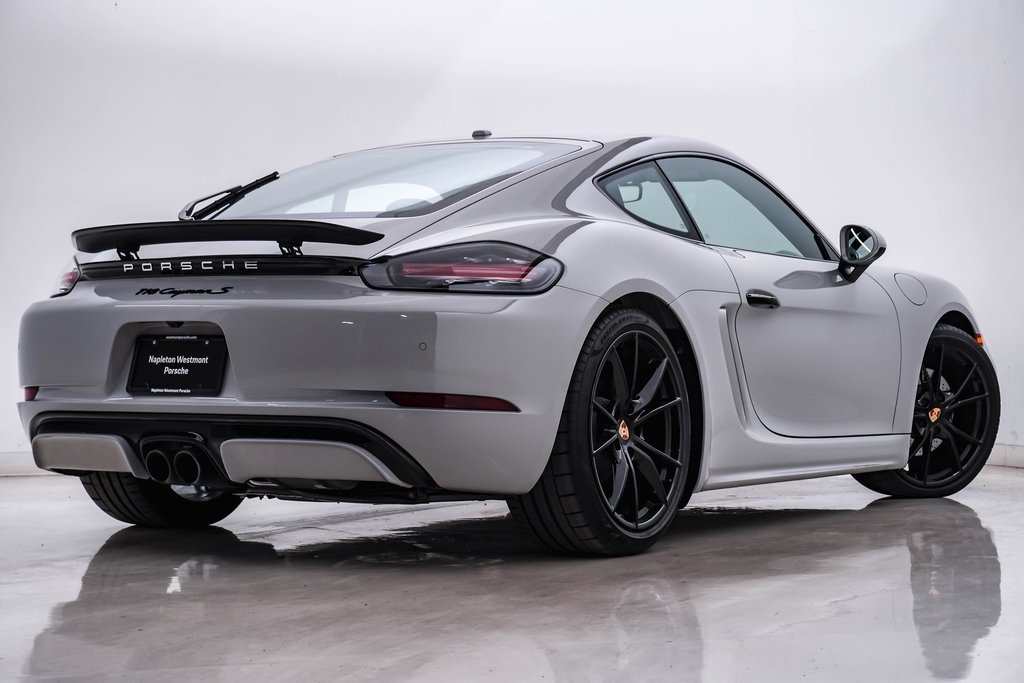 2024 Porsche 718 Cayman S 9