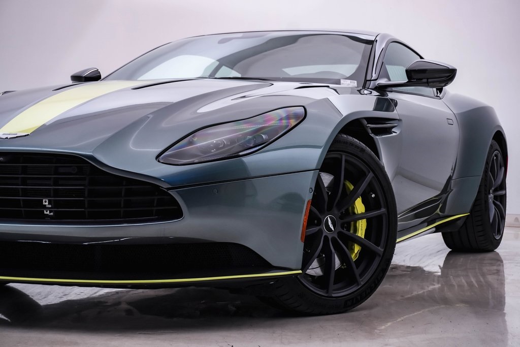 2019 Aston Martin DB11 AMR 2