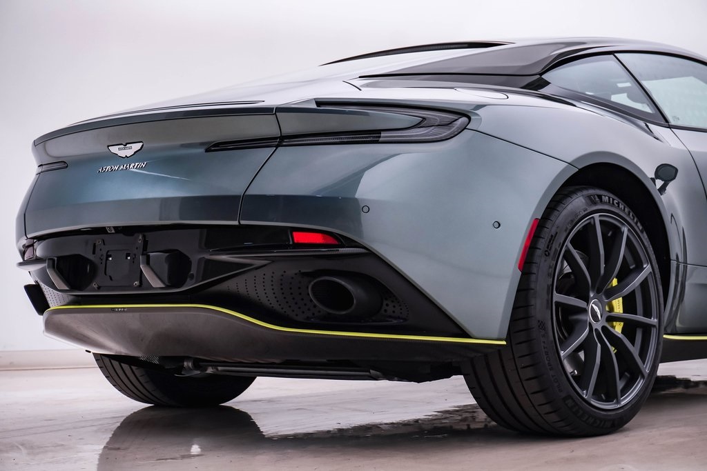 2019 Aston Martin DB11 AMR 15