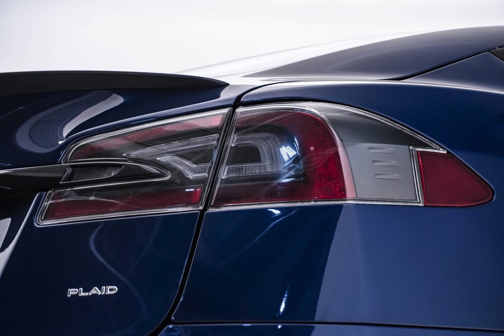 2022 Tesla Model S Plaid 13