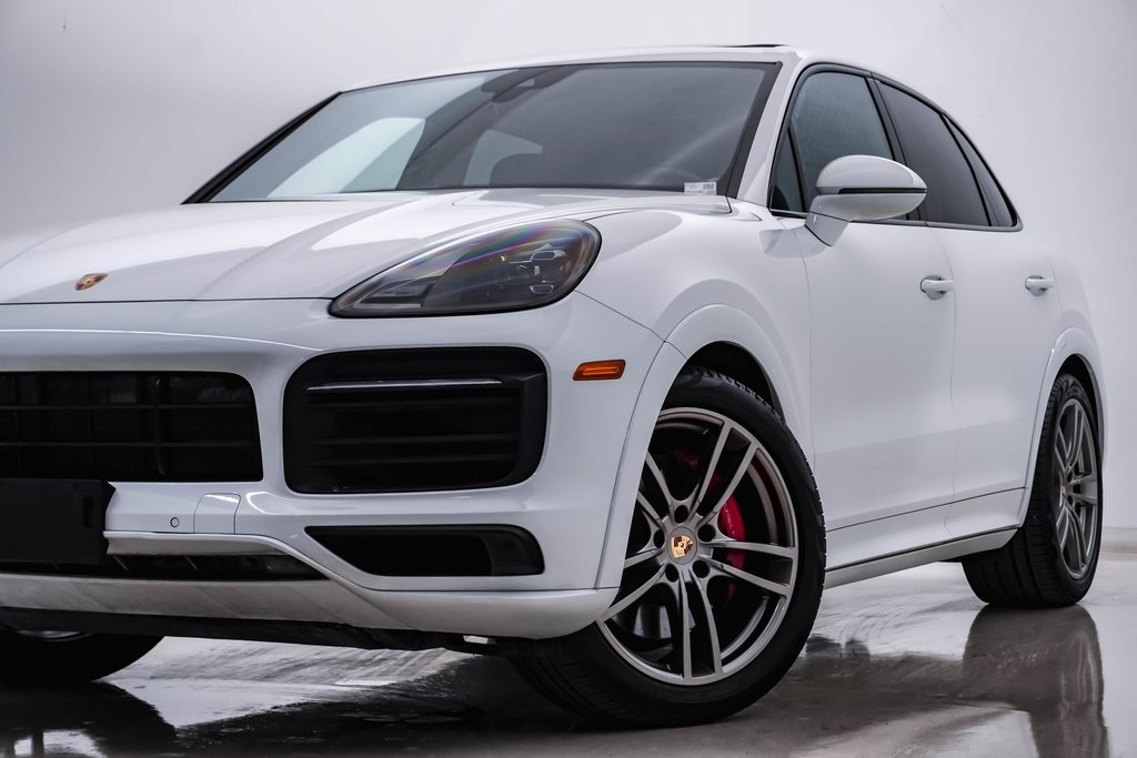 2021 Porsche Cayenne GTS 2