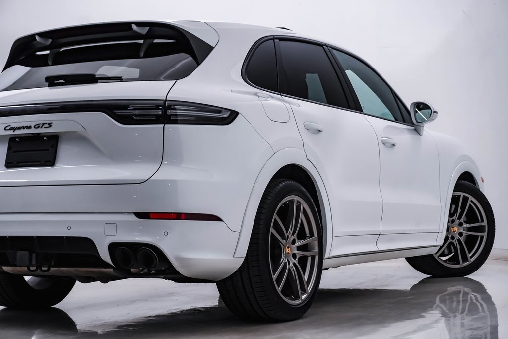 2021 Porsche Cayenne GTS 10