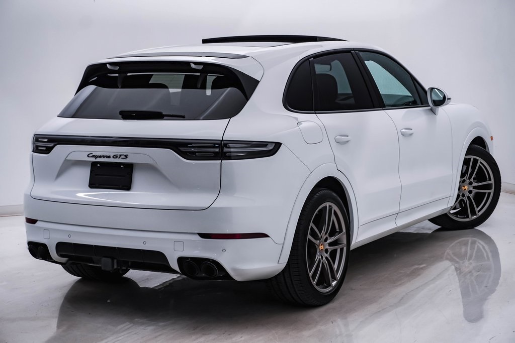 2021 Porsche Cayenne GTS 11