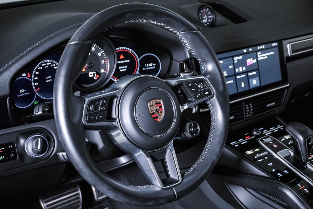 2021 Porsche Cayenne GTS 20