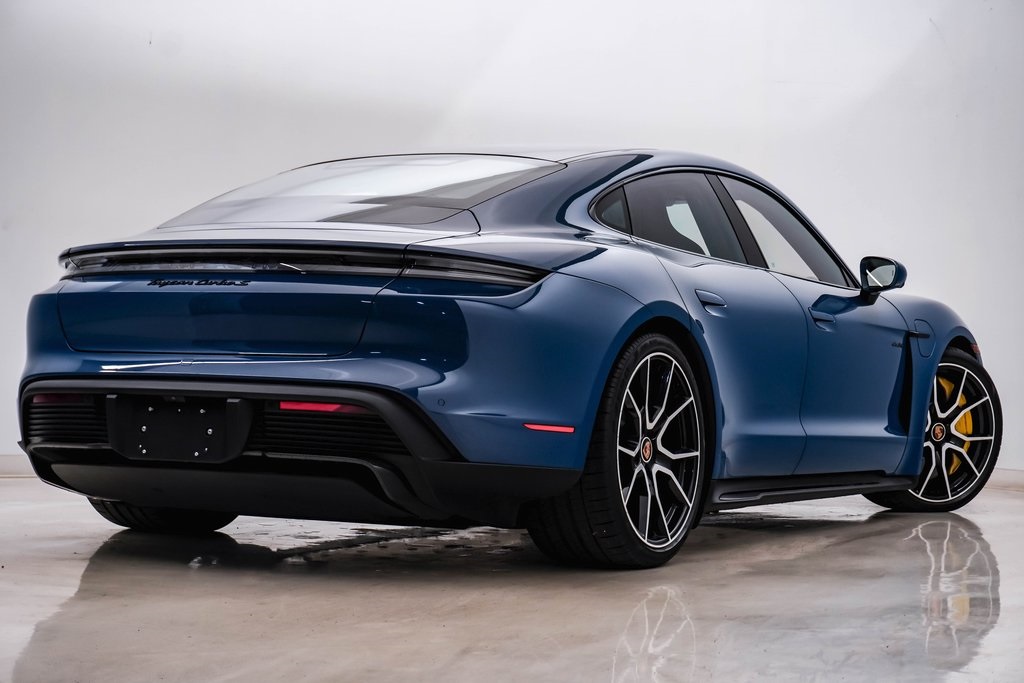 2023 Porsche Taycan Turbo S 9