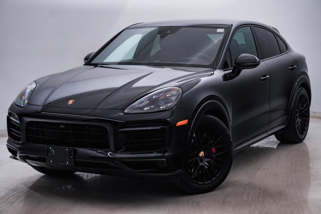 2022 Porsche Cayenne Coupe GTS 3